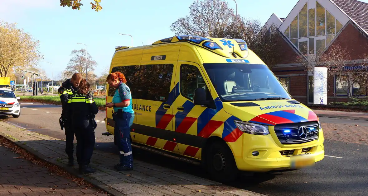 Scooterrijder door automobilist geschept - Foto 7