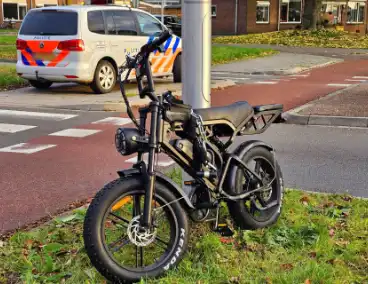 Persoon op fatbike aangereden door bestelbus