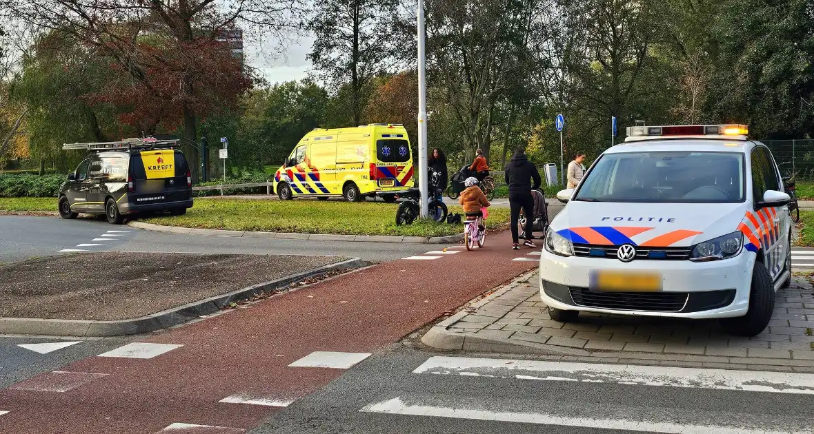 Persoon op fatbike aangereden door bestelbus - Foto 3