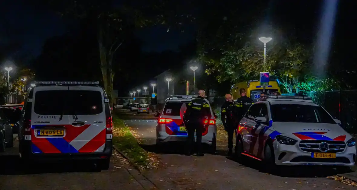 Man gewond bij steekincident, politie houdt twee verdachten aan