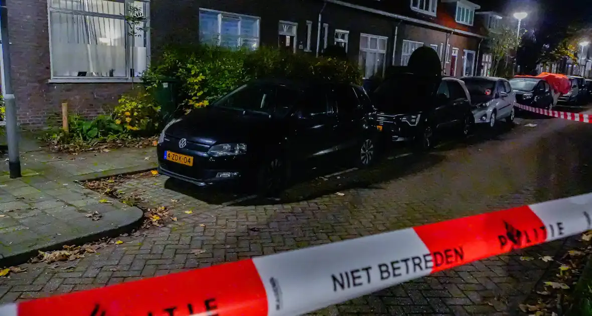 Man gewond bij steekincident, politie houdt twee verdachten aan - Foto 3