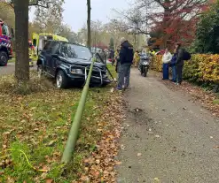 Ongeval met twee voertuigen eindigt in bosschages