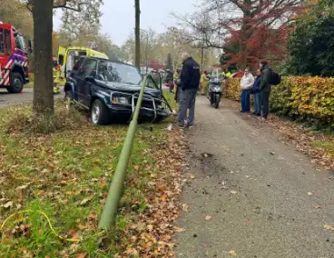 Ongeval met twee voertuigen eindigt in bosschages