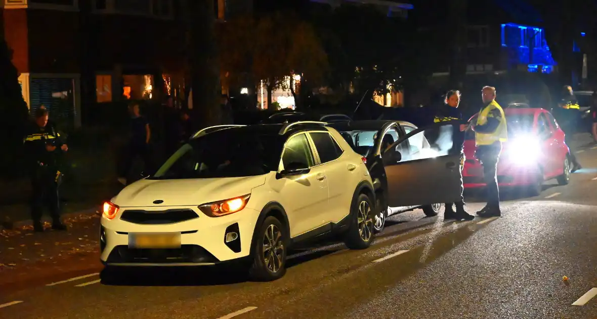 Kop-staart botsing met drie voertuigen zorgt voor verkeershinder - Foto 6