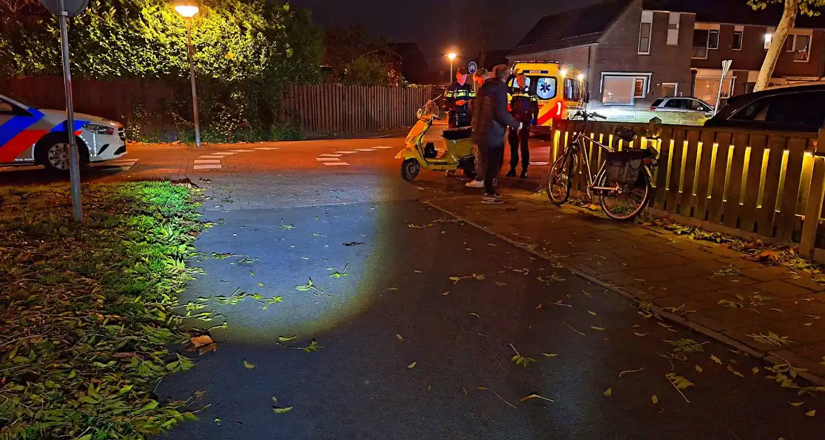 Fietser en scooterrijder komen in botsing - Foto 2