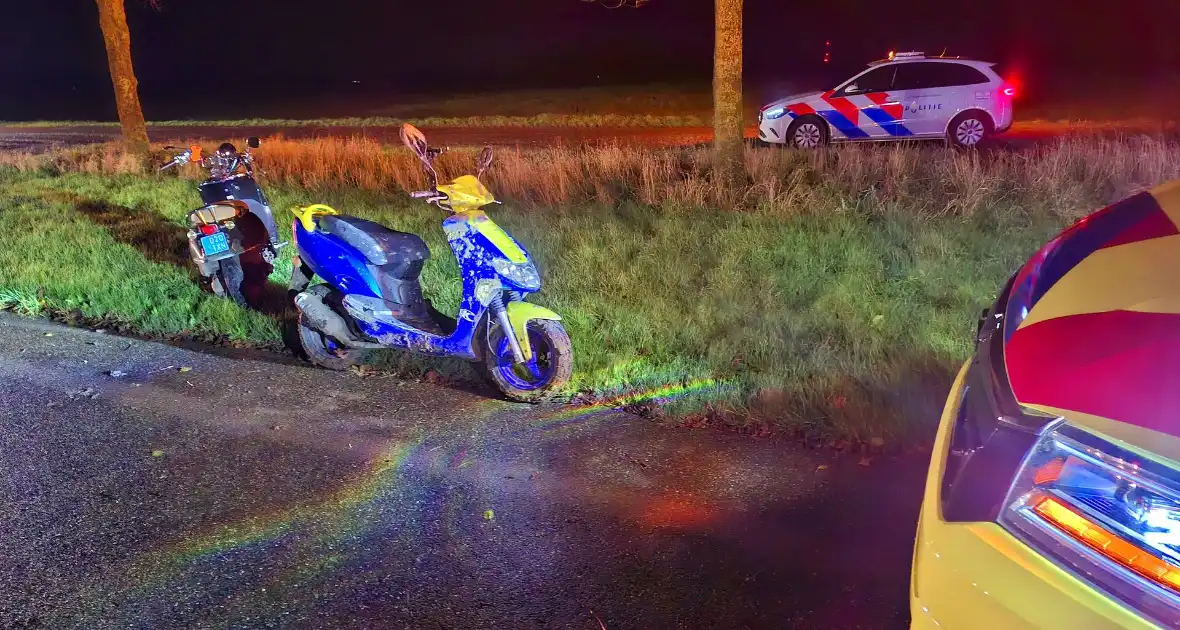 Modderige weg leidt tot ongeval voor scooterrijder - Foto 5