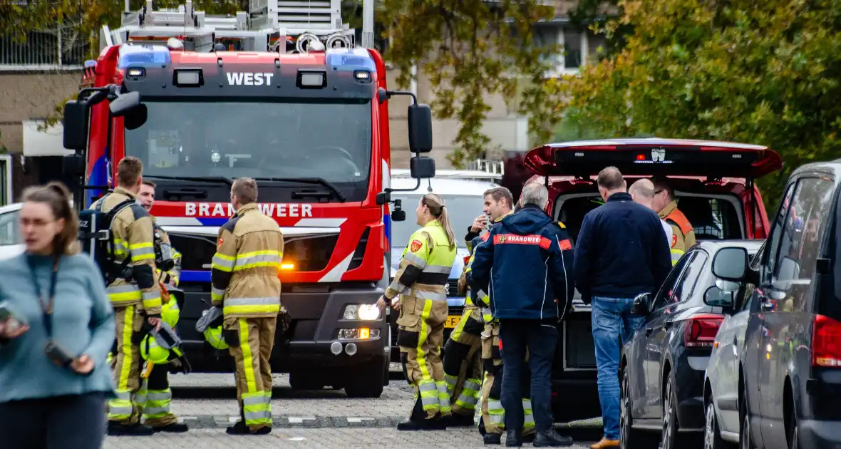 Brandweer assisteert bij incident met gevaarlijke stoffen - Foto 2