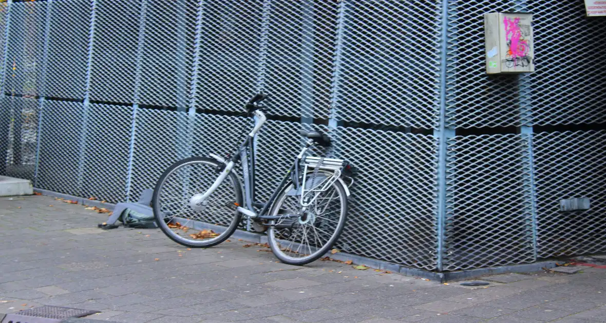 Fietser aangereden door automobilist oversteekplaats - Foto 5