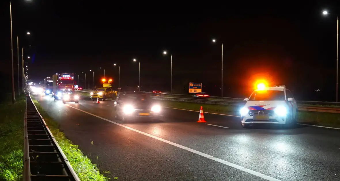 Zeven kilometer file na ongeval op snelweg - Foto 1