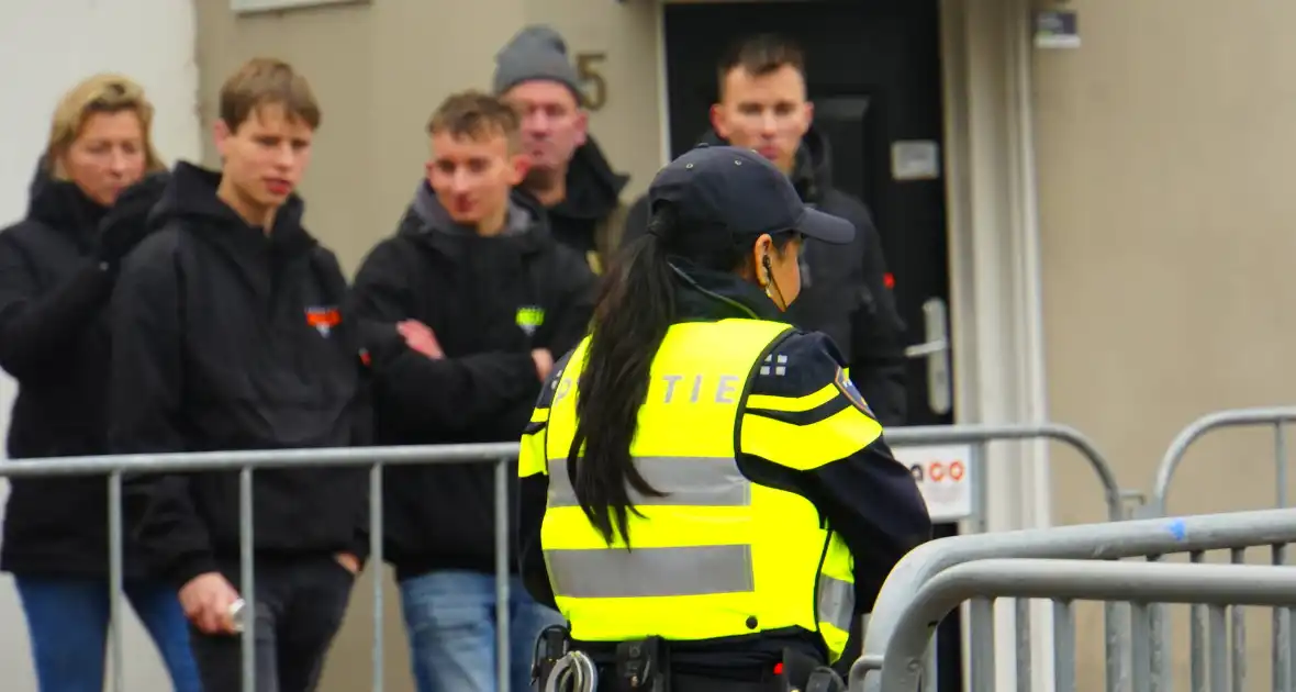 Kick Out Zwarte Piet protesteert bij sinterklaas intocht - Foto 2