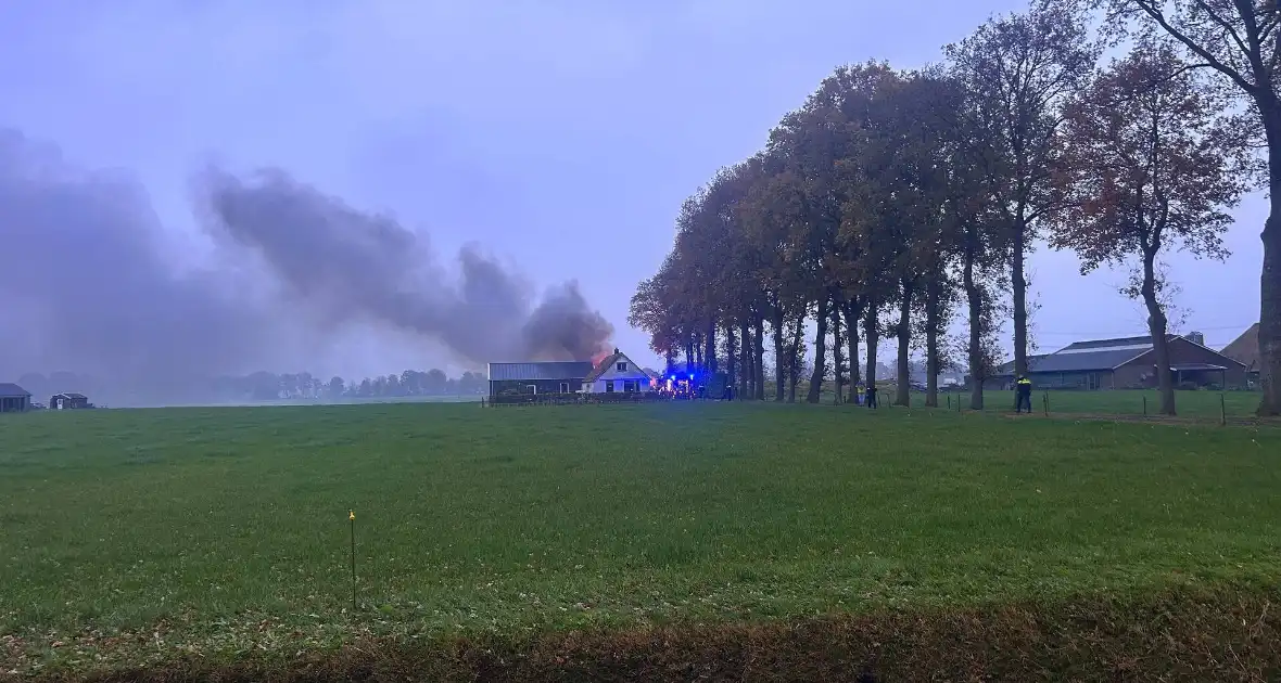 Caravan helemaal uitgebrand