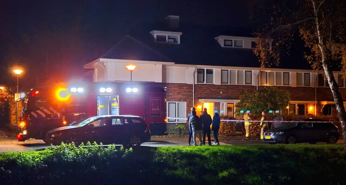 Woning afgezet na brandmelding, politie start onderzoek - Foto 1