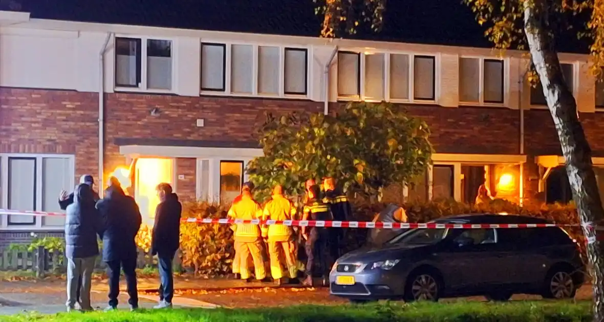 Woning afgezet na brandmelding, politie start onderzoek - Foto 2