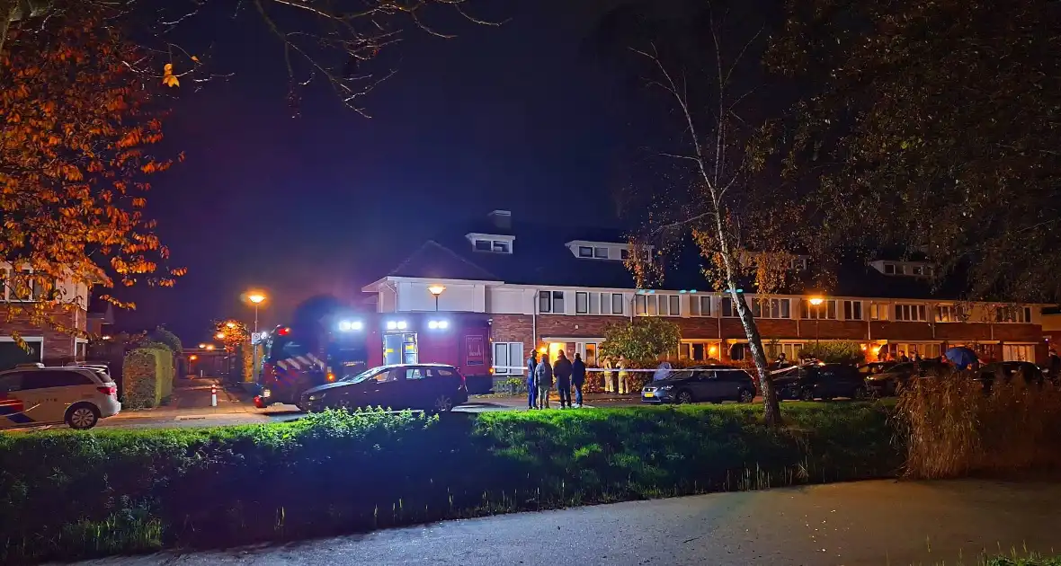 Woning afgezet na brandmelding, politie start onderzoek - Foto 3