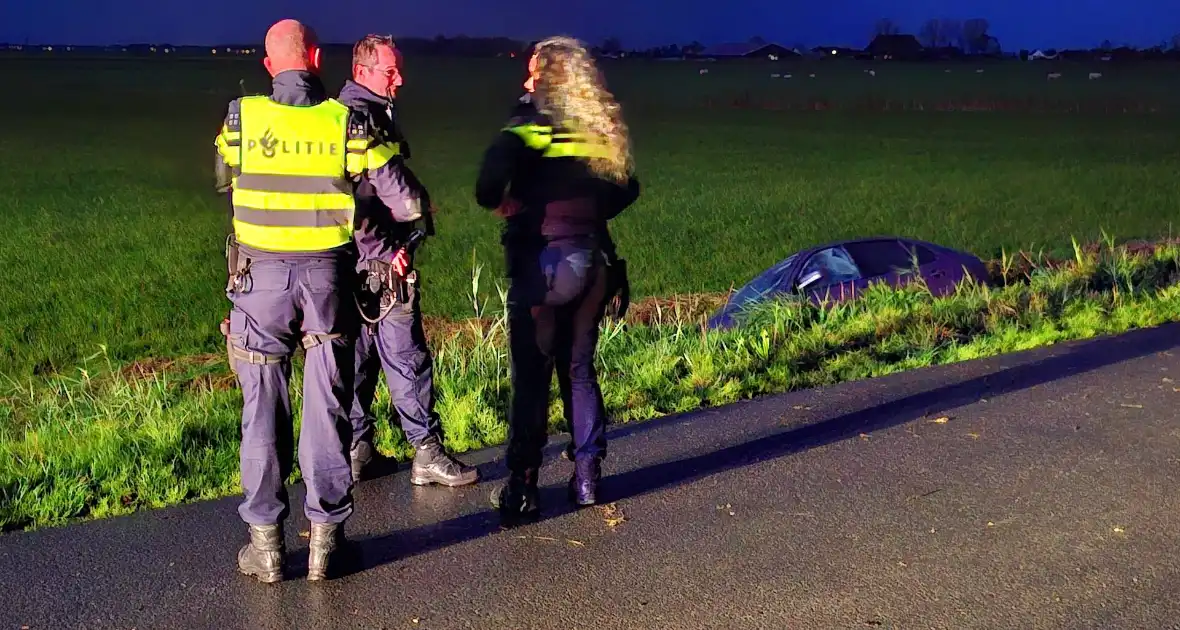 Bestuurder en bijrijder spoorloos na ongeval - Foto 10