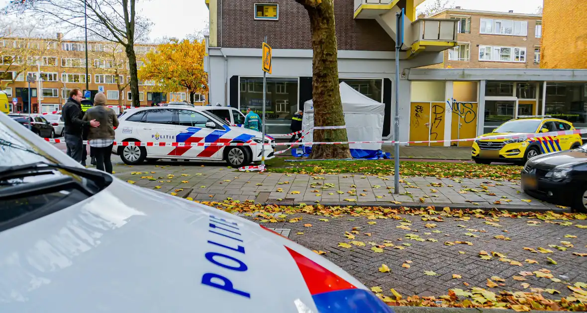 Politie doet onderzoek naar val van hoogte - Foto 3