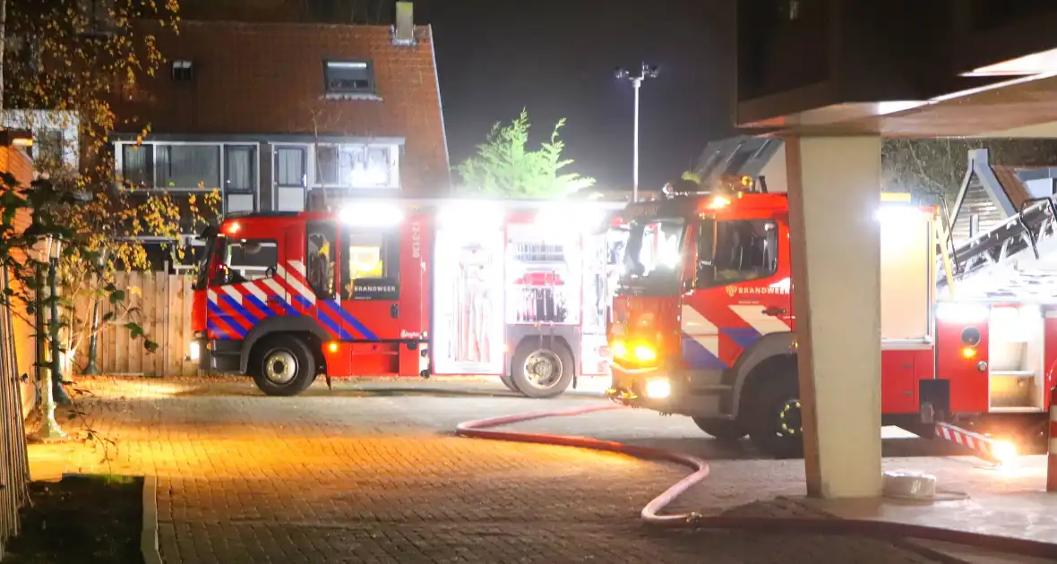 Grote brand in Sports Company, hotel ontruimd - Foto 8