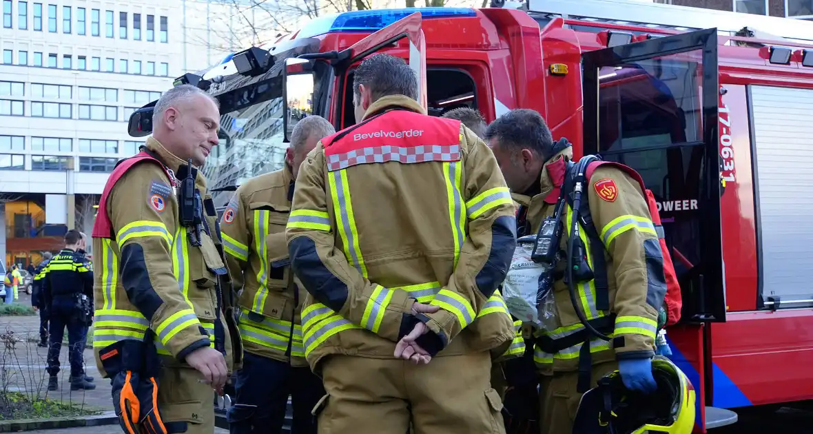 Brandlucht in ziekenhuis door kortsluiting - Foto 2