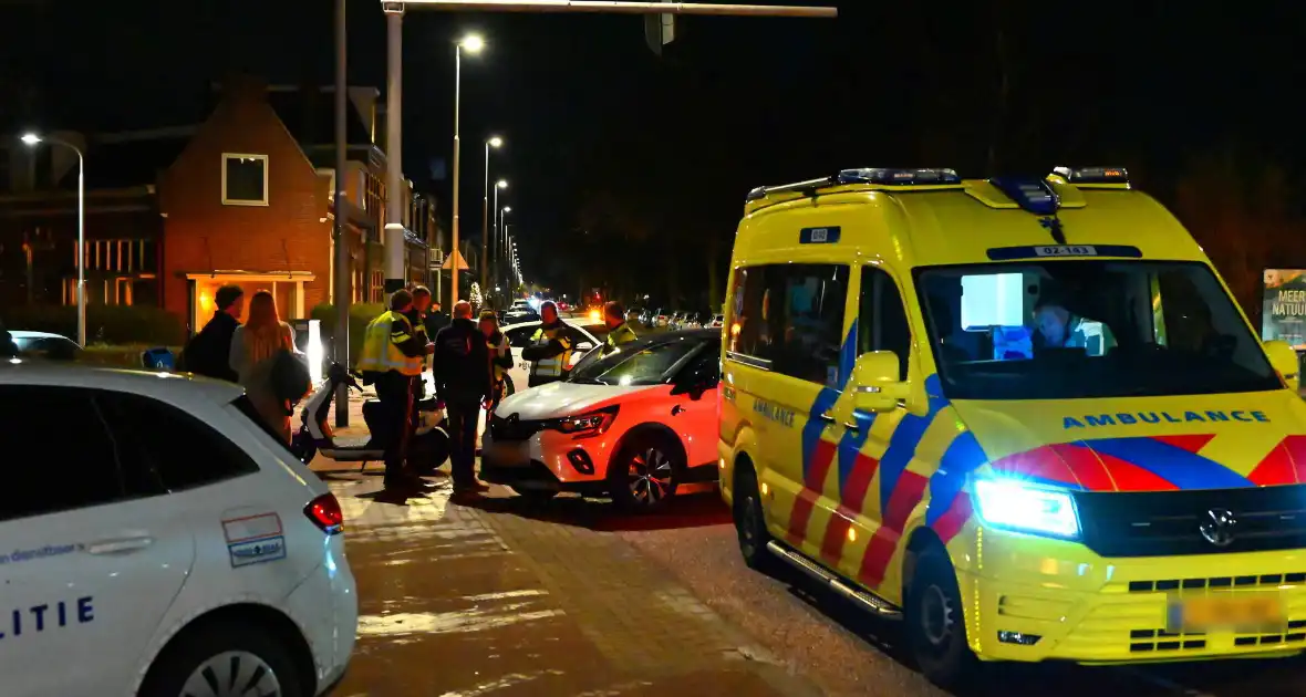 Fietser, scooterrijder en automobilist in botsing - Foto 9