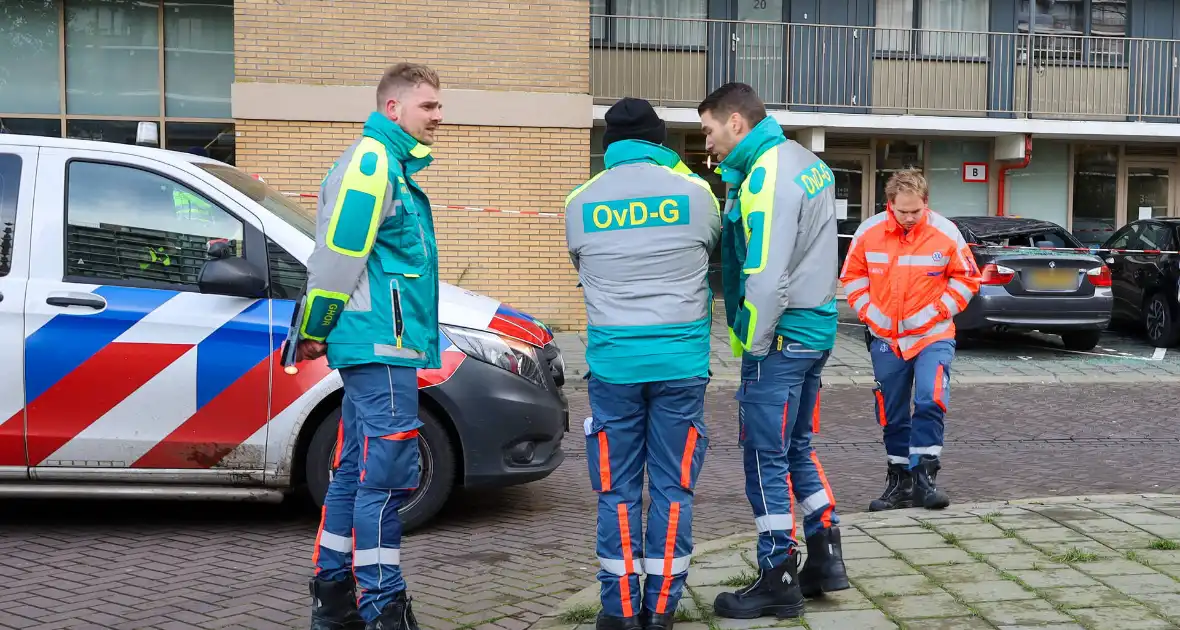 Persoon zwaargewond na val van grote hoogte - Foto 2