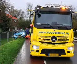 Auto ramt hekwerk kapot