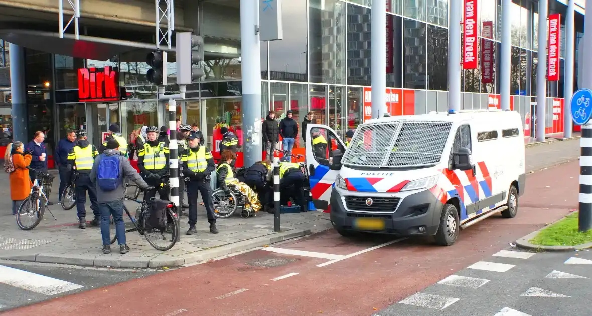 Meerdere aanhouding bij wapenbeurs Ahoy - Foto 14