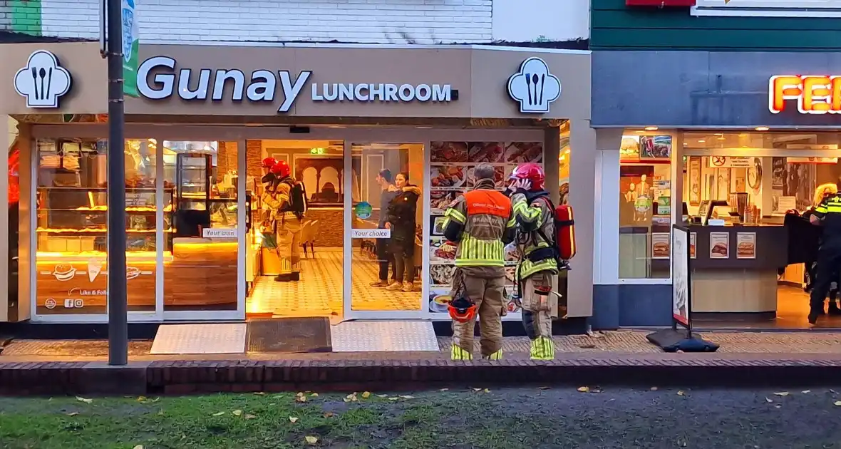 Brand in afvoerpijp van lunchroom - Foto 4