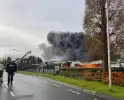 Brandweer groots ingezet voor uitslaande brand in kwekerij