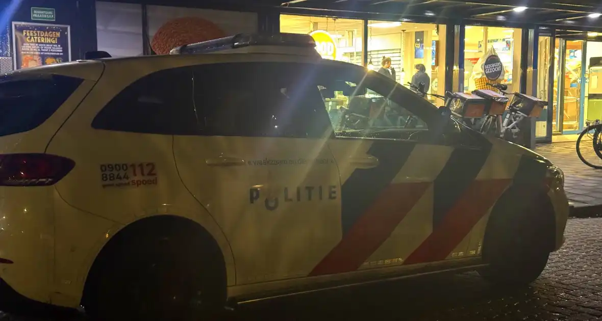 Veel politie-inzet bij overval op supermarkt - Foto 4