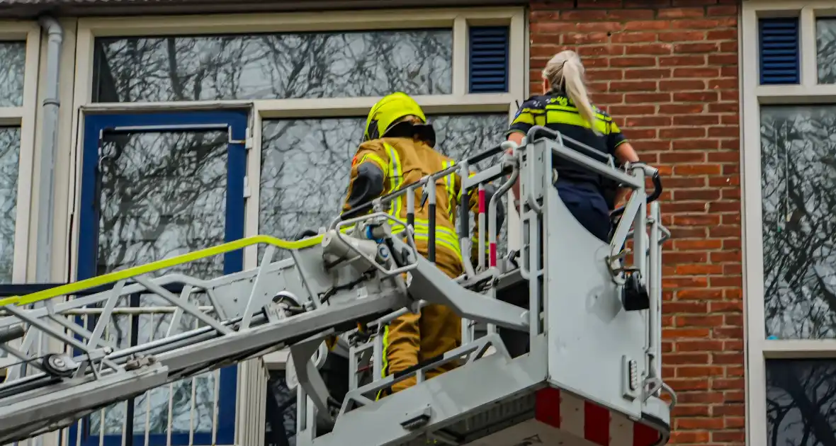 Brandweer onderzoekt benzine lucht en treft lekkende scooter aan - Foto 1