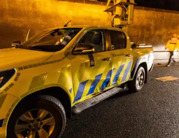 Ongeval met voertuig Rijkswaterstaat tijdens afsluiten