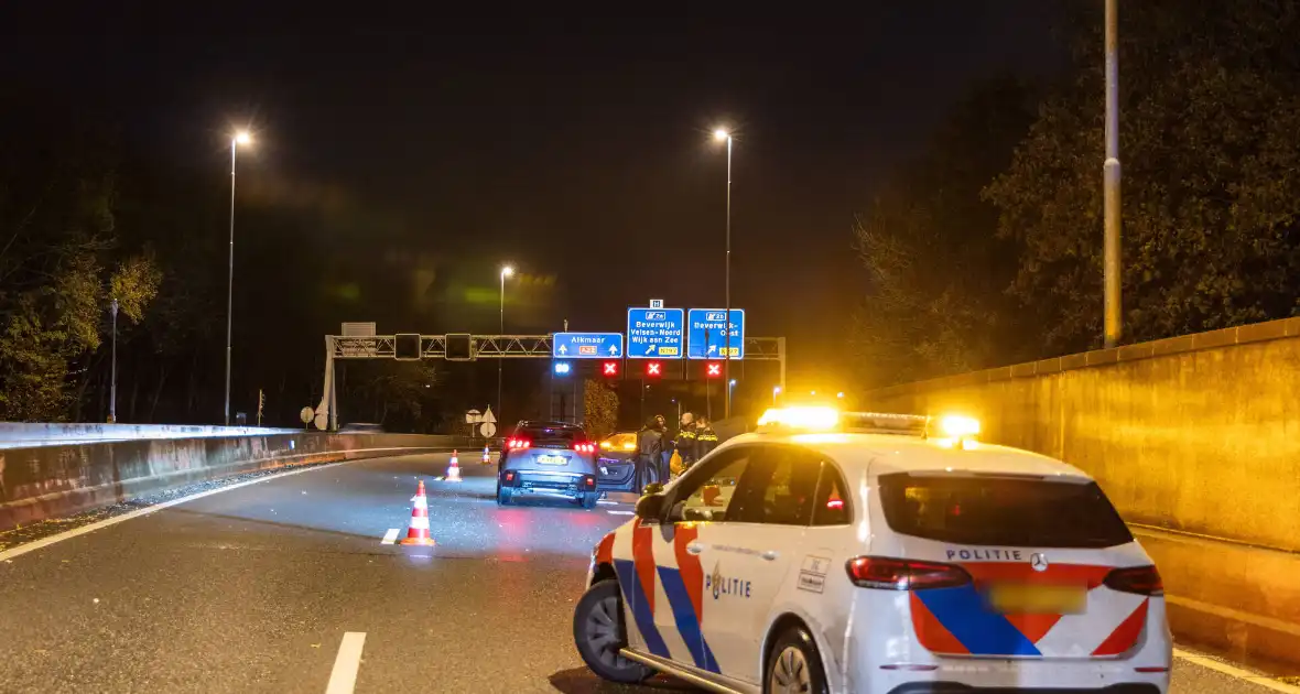 Ongeval met voertuig Rijkswaterstaat tijdens afsluiten - Foto 9