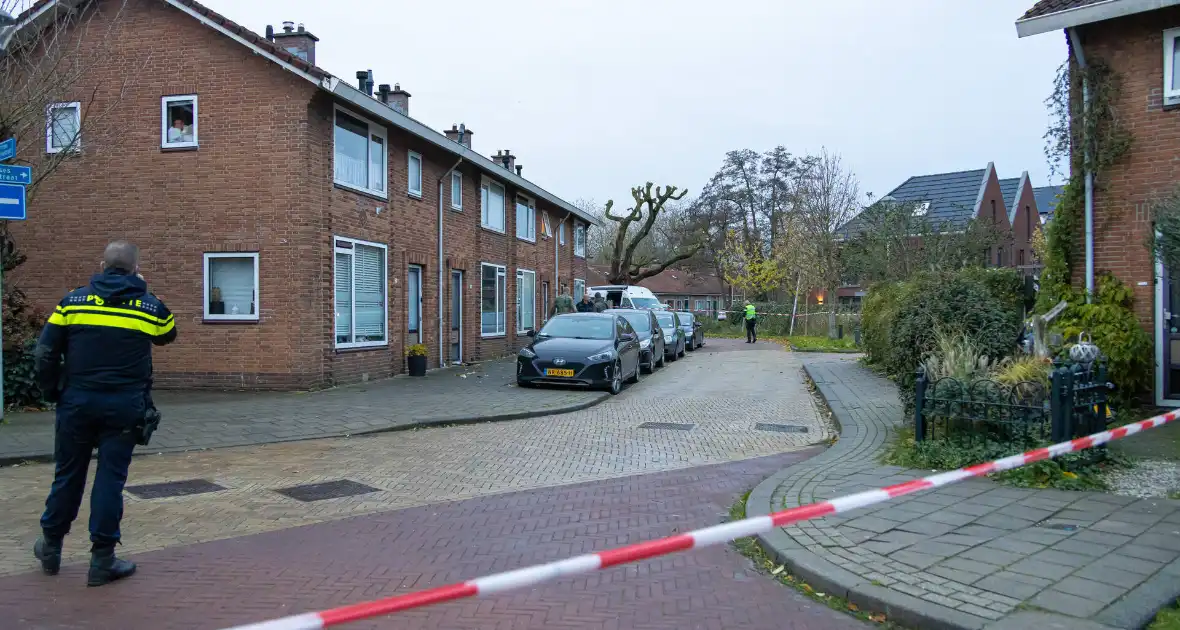 Explosief afgegaan bij woning Explosieven Opruimingsdienst Defensie aanwezig - Foto 2