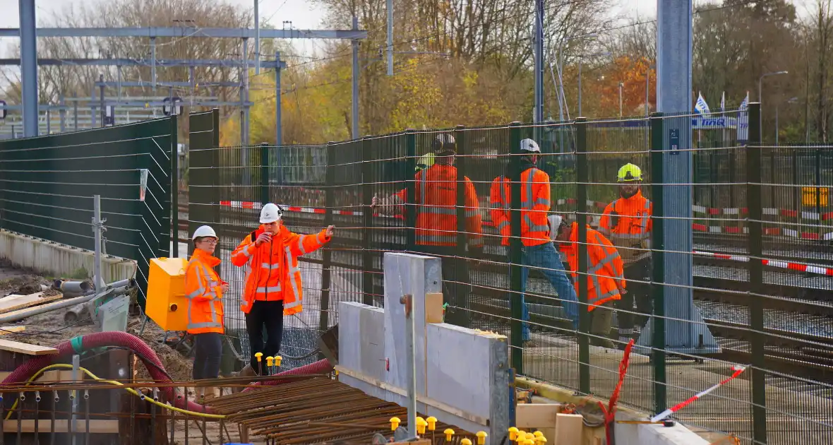 Treinverkeer deels stilgelegd vanwege spoor verzakking - Foto 4