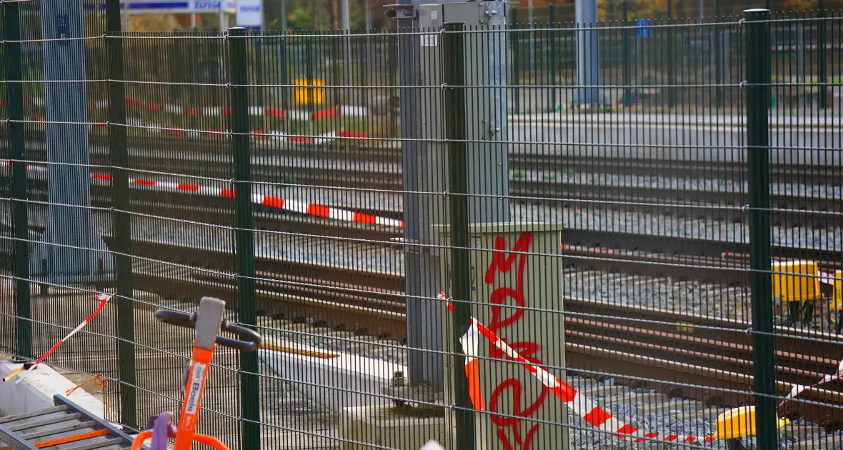 Treinverkeer deels stilgelegd vanwege spoor verzakking - Foto 5