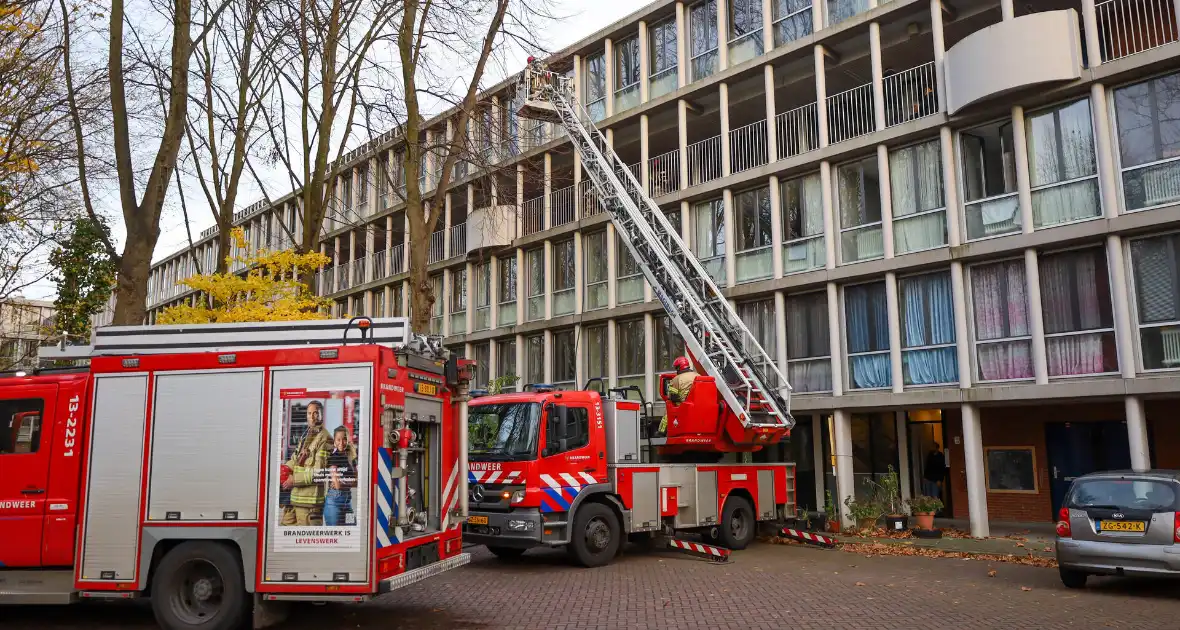 Brandweer ingezet voor brand in flatwoning - Foto 4