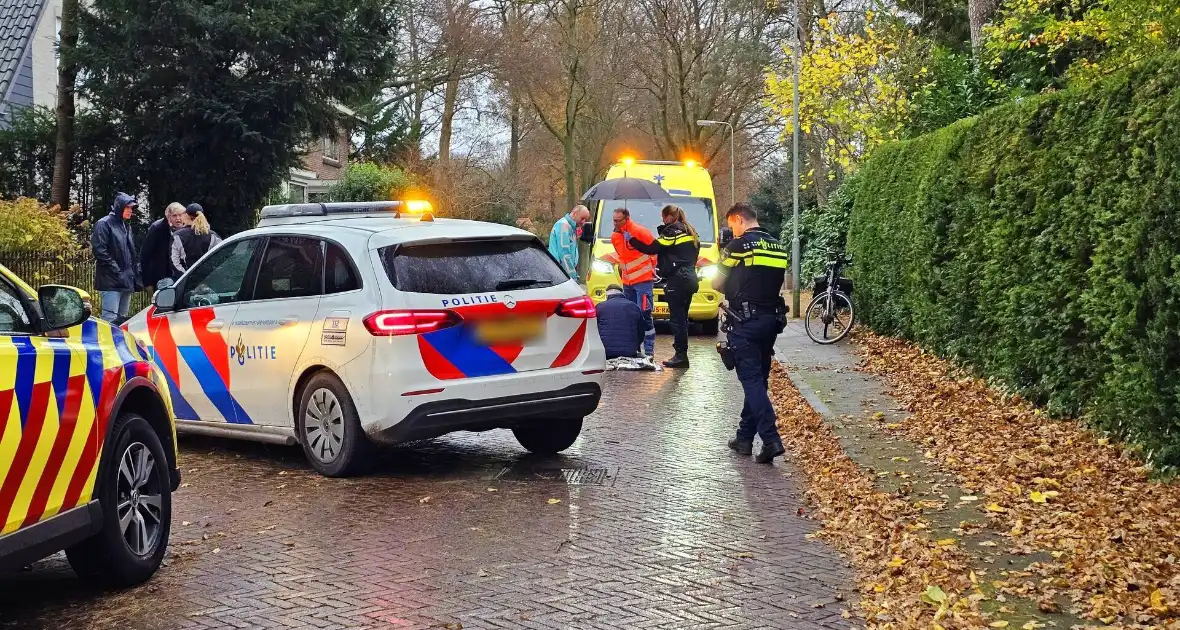 Fietser ten val door overstekende hond - Foto 5