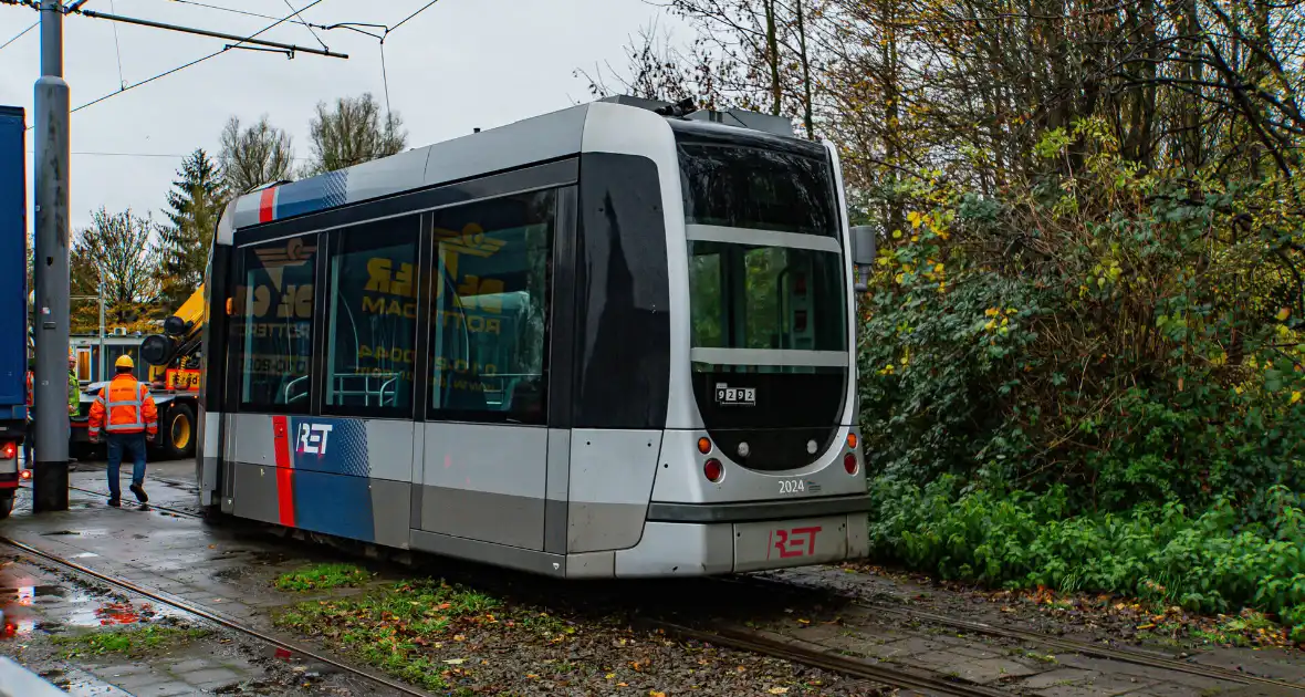 Flinke vertraging door ontsporing tram - Foto 3