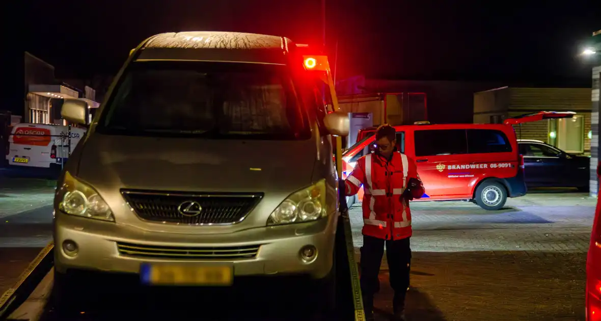 Persoon aangevallen met gevaarlijke stof - Foto 11