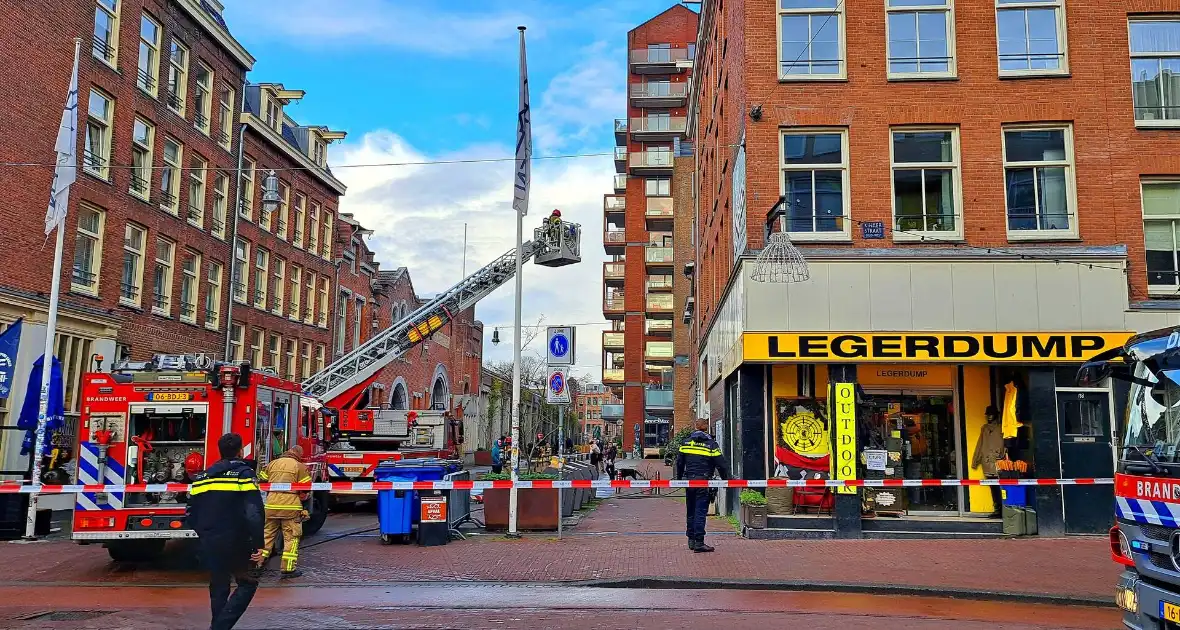 Veel rook bij brand in appartement