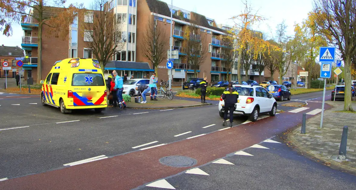 Fietser gewond bij aanrijding op kruispunt