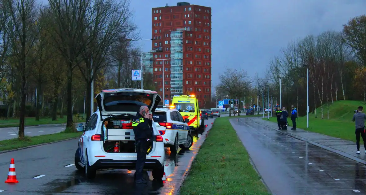 Auto's beschadigd na kop-staartbotsing - Foto 6