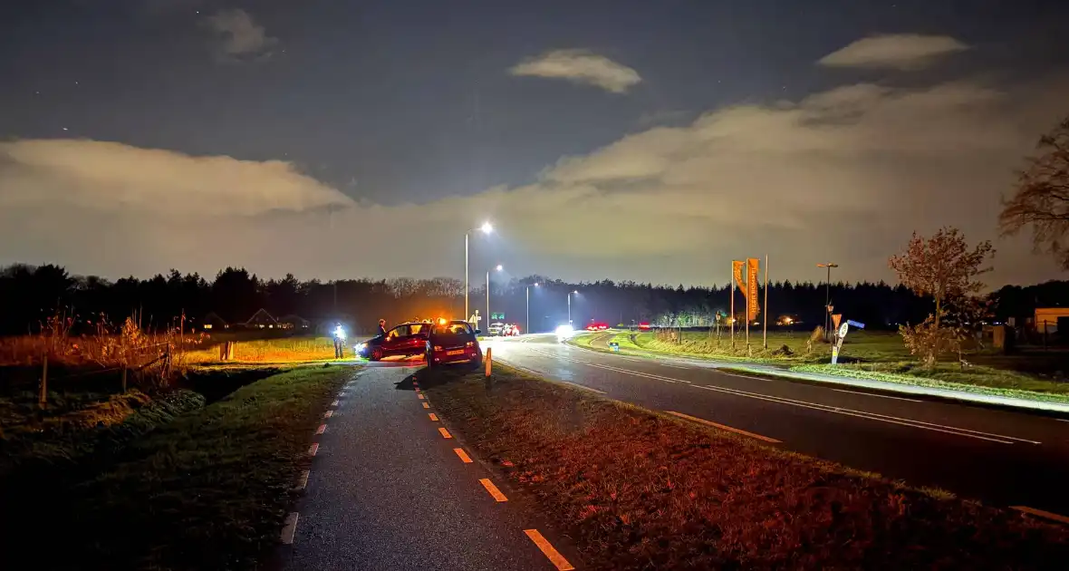 Automobilisten in botsing op provinciale weg - Foto 2