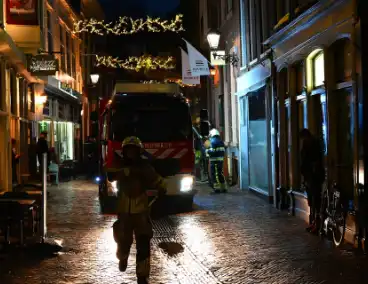 Keukenbrand in hamburgerrestaurant