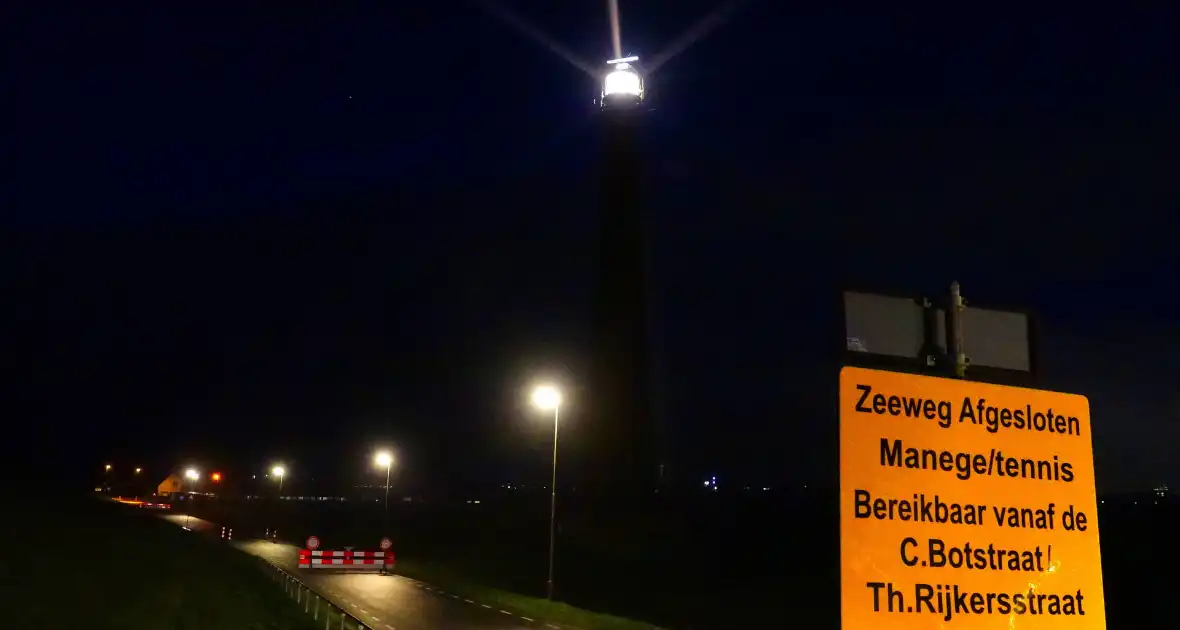 Omgeving vuurtoren Lange Jaap afgezet - Foto 2