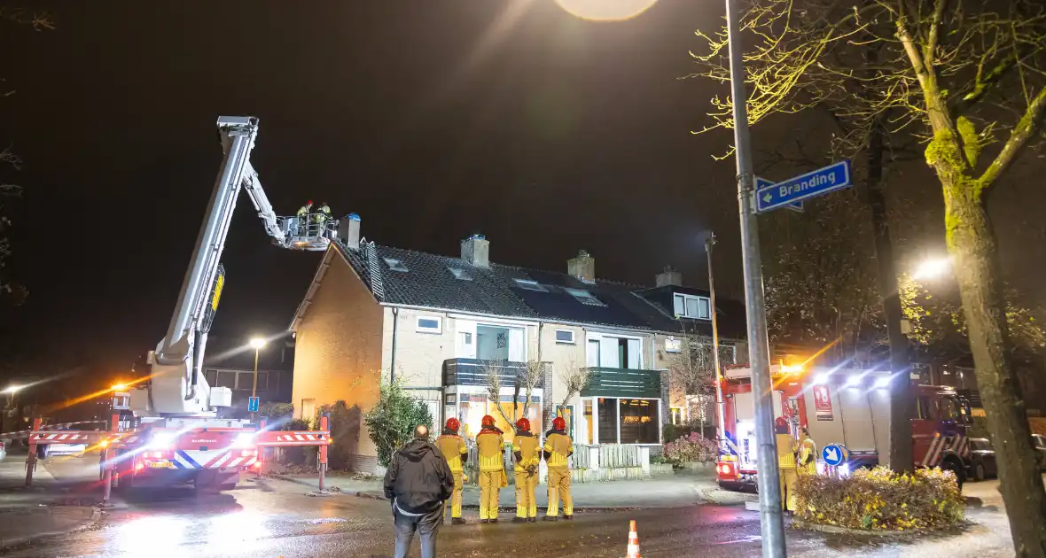 Ladder vormt gevaar tijdens storm Conall - Foto 9