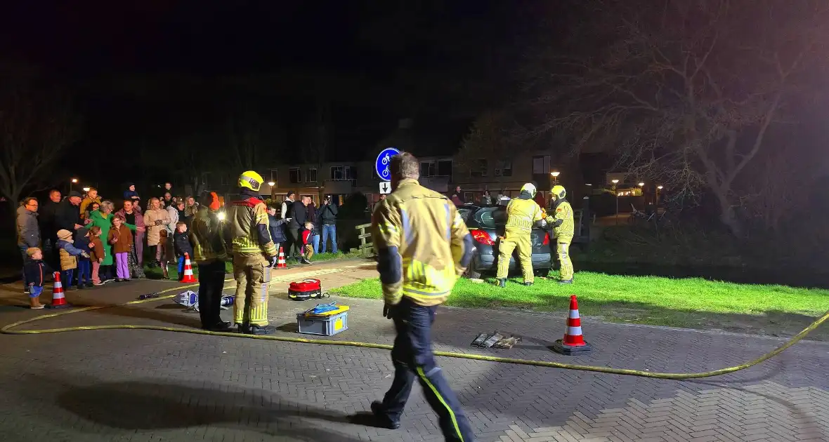 Veel bekijks bij brandweer oefening - Foto 6