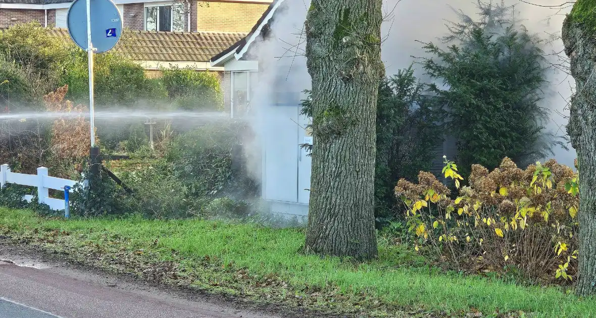 Brandweer blust brand in elektriciteitskast - Foto 1