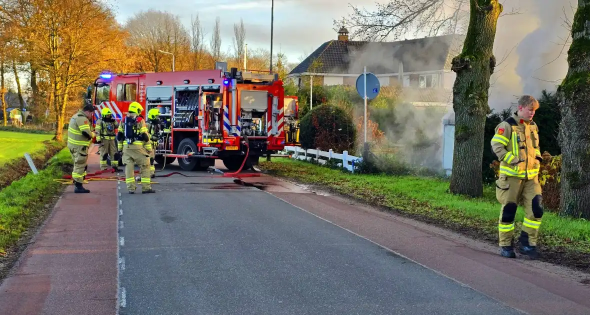 Brandweer blust brand in elektriciteitskast - Foto 2