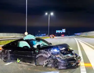 Peperdure bolide met prijskaart van 220 000 crasht